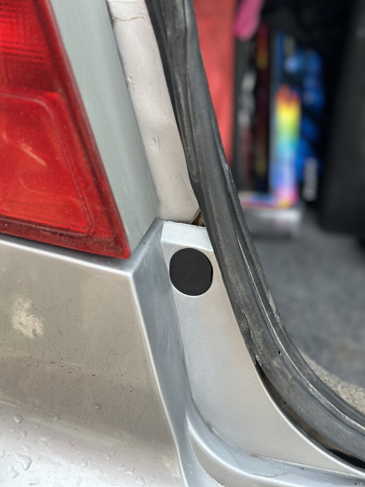 Vtec2 Arka Tampon Vida Kapağı
