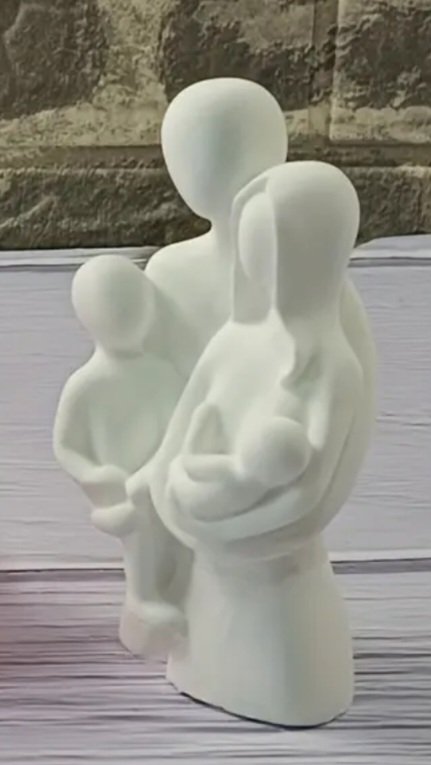 İki Çocuklu Aile Biblo