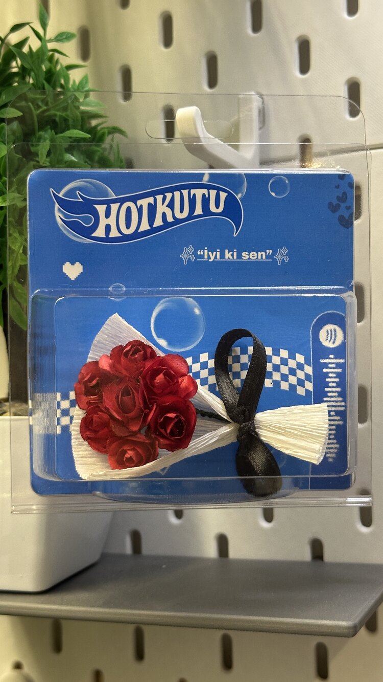  Küçük çiçek buket  HotKutu