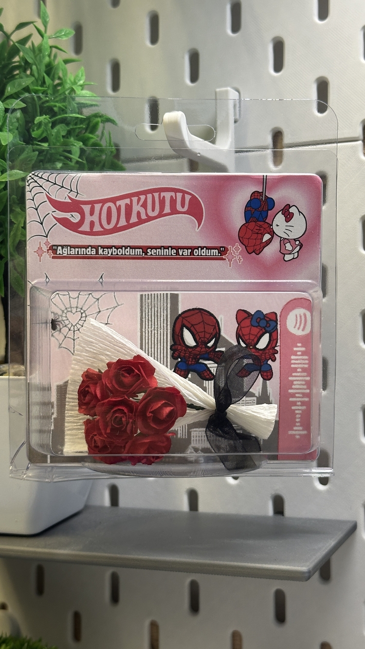 Spiderman küçük çiçek buket HotKutu