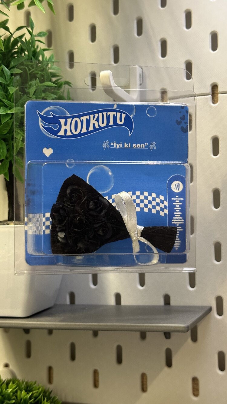  Küçük çiçek buket  HotKutu