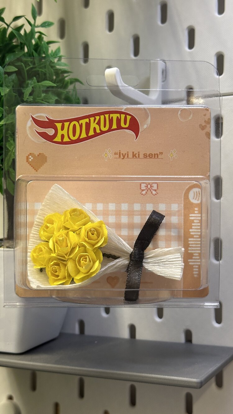 Küçük çiçek buket HotKutu