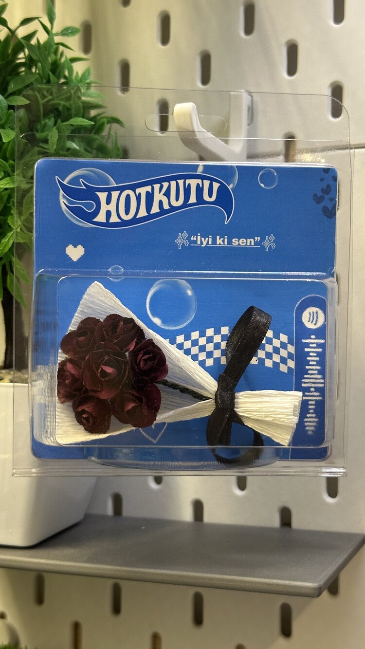  Küçük çiçek buket  HotKutu