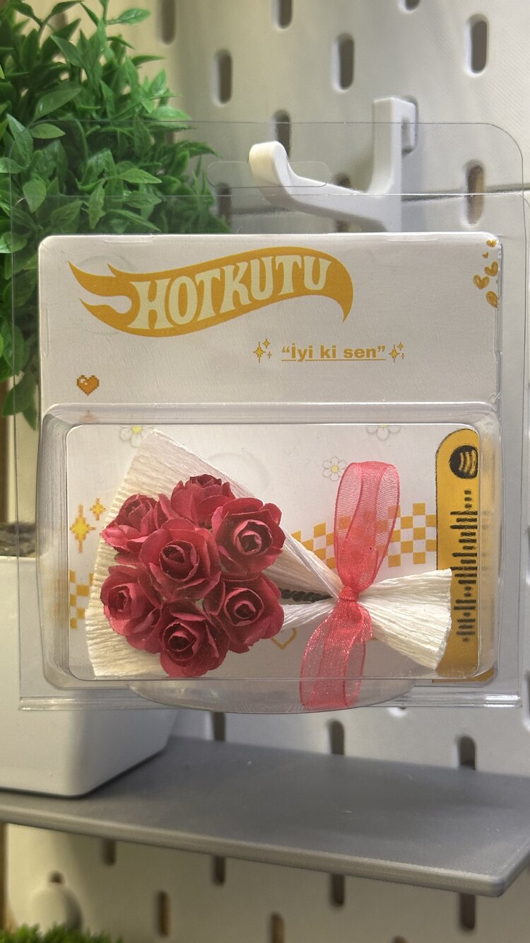 Aynalı küçük çiçek buket HotKutu