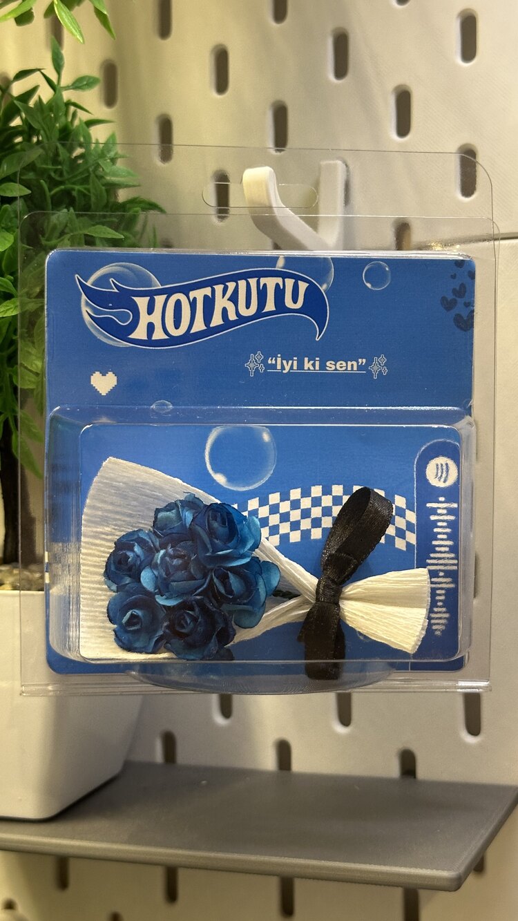  Küçük çiçek buket  HotKutu