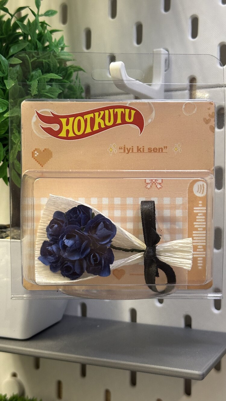 Küçük çiçek buket HotKutu