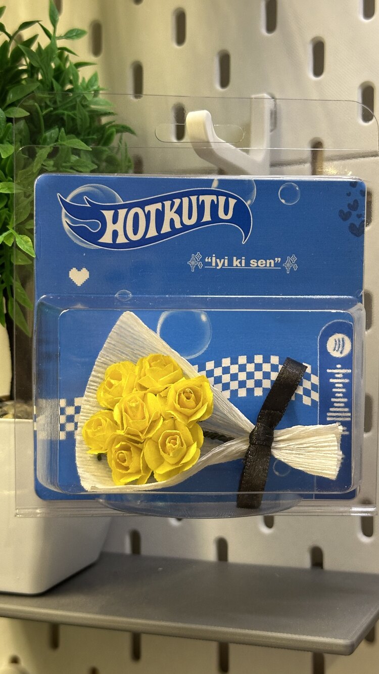  Küçük çiçek buket  HotKutu