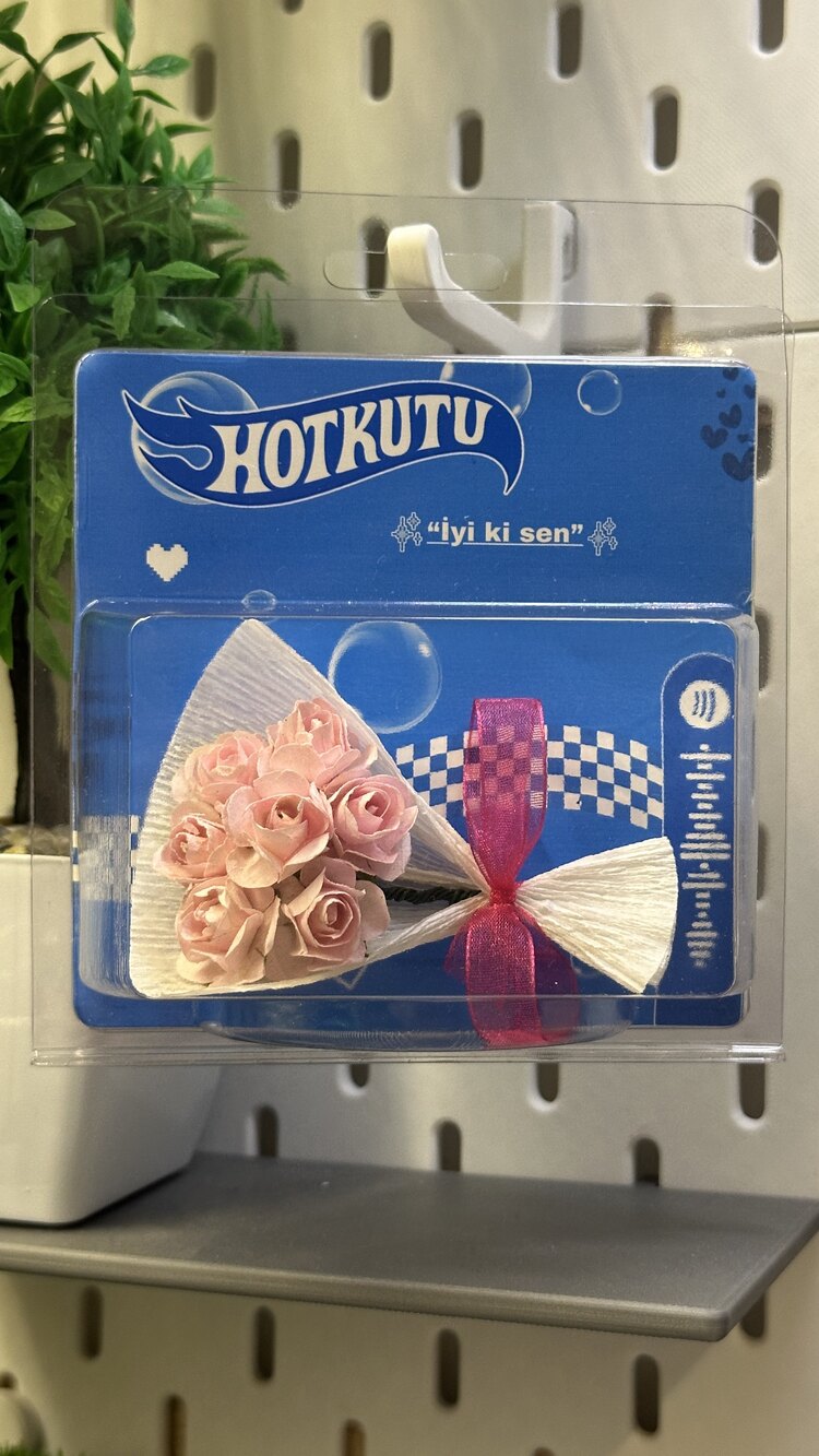  Küçük çiçek buket  HotKutu