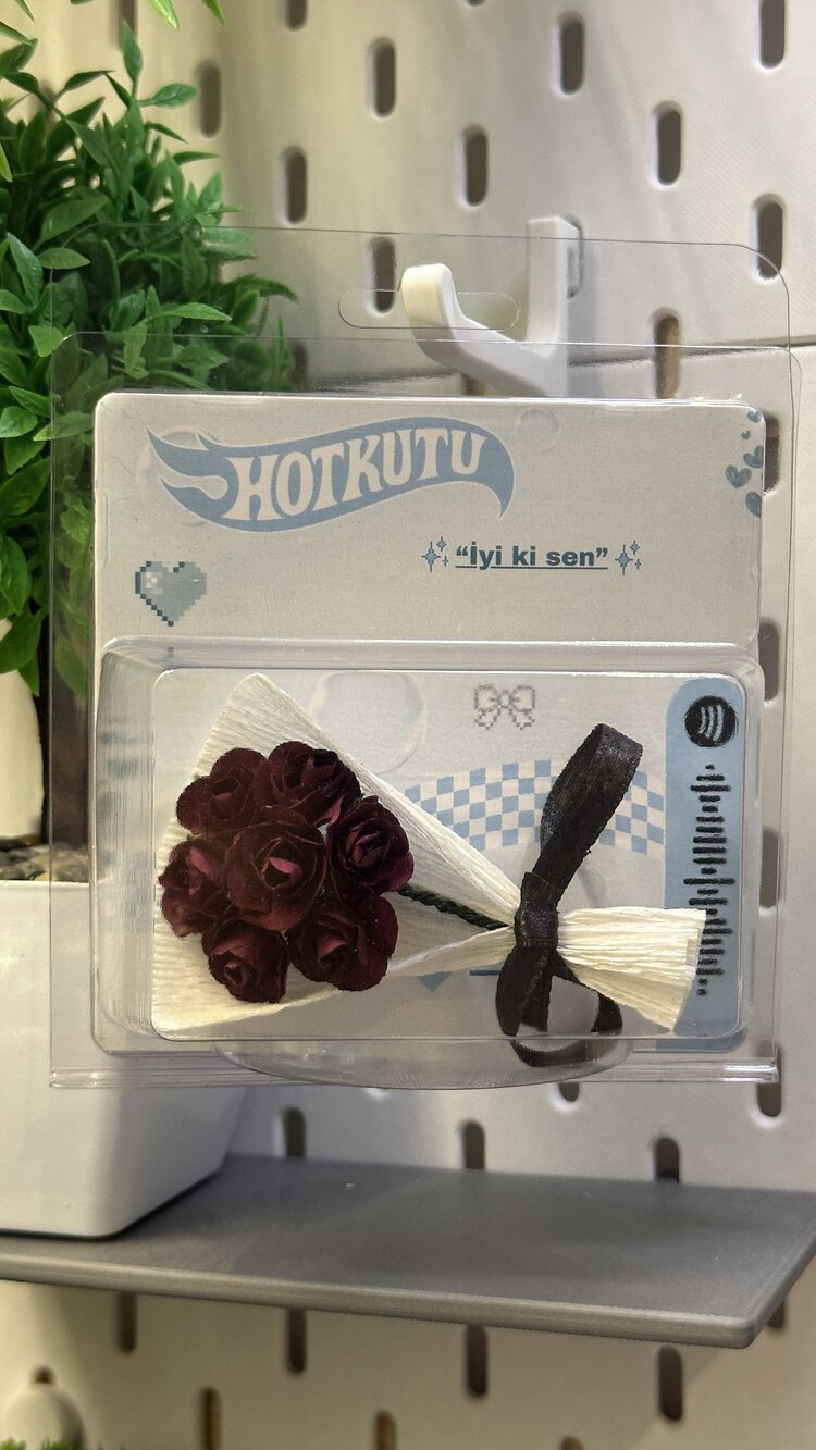 Küçük çiçek buket HotKutu