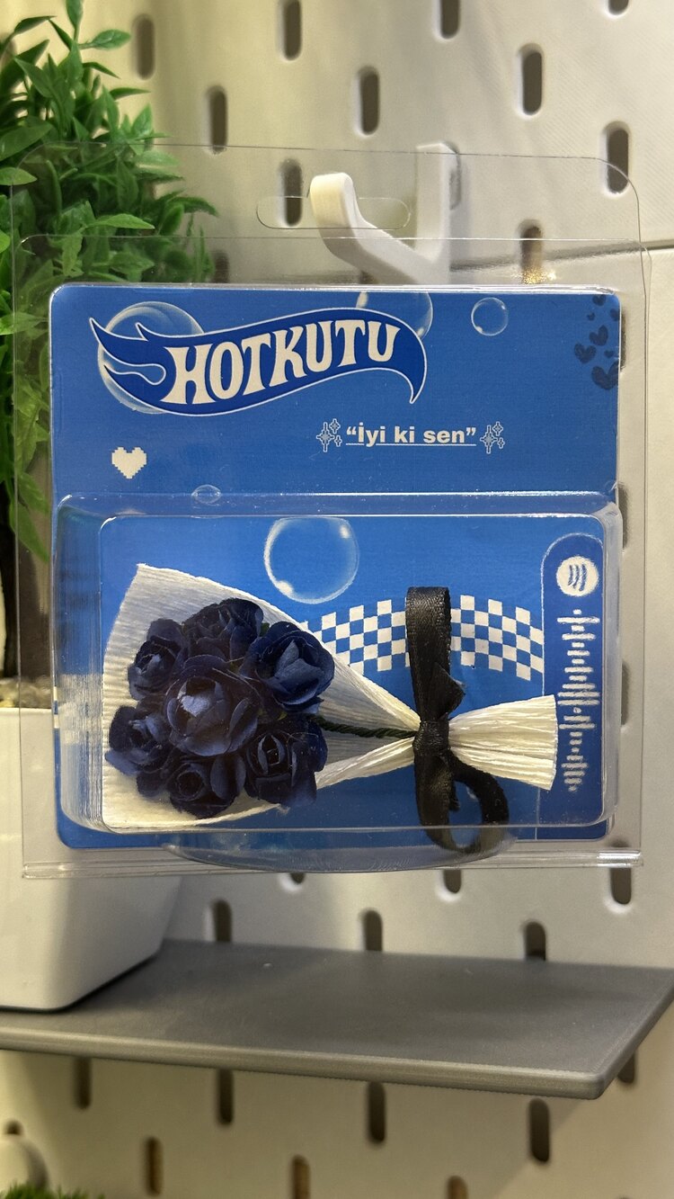  Küçük çiçek buket  HotKutu