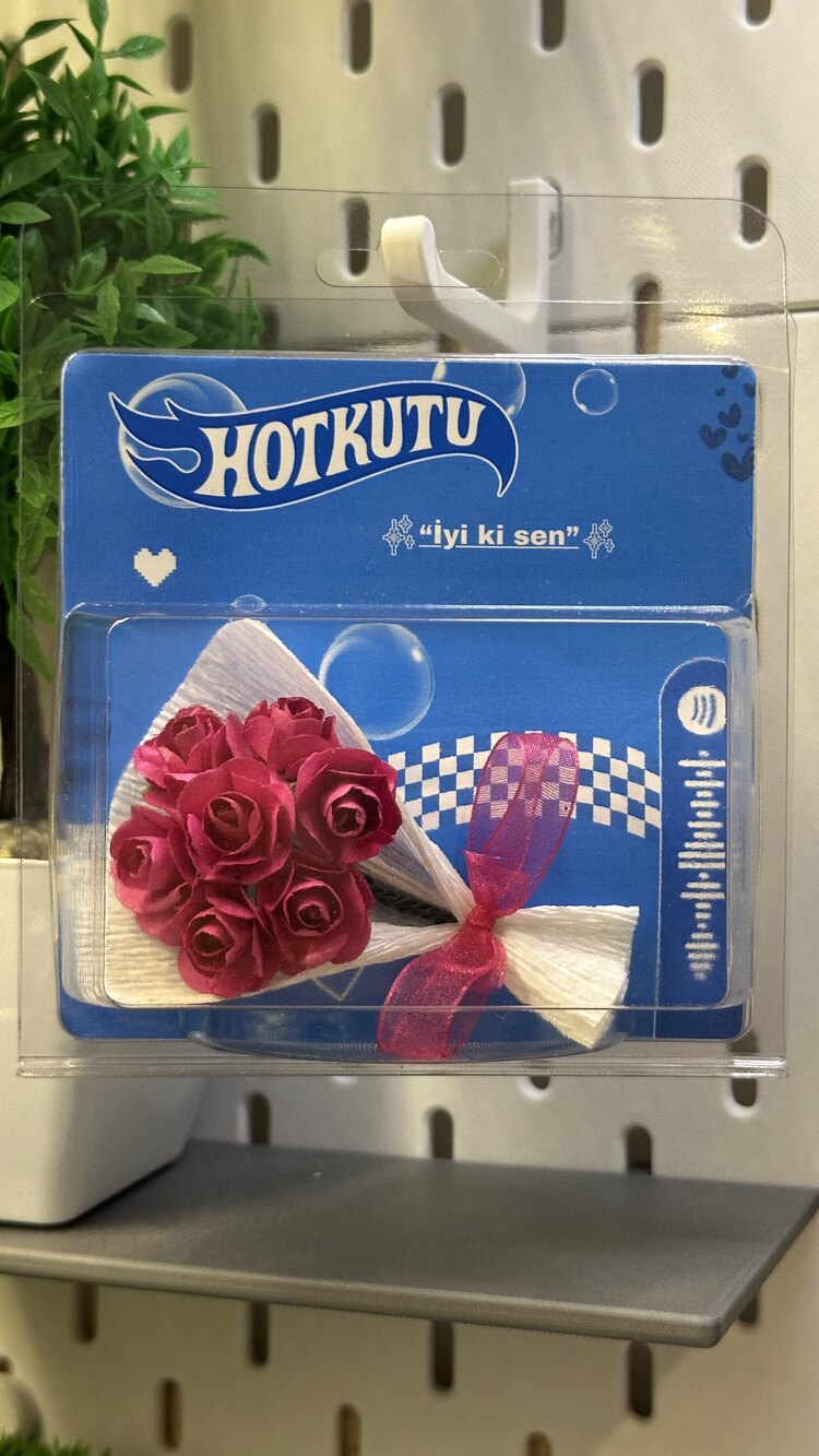  Küçük çiçek buket  HotKutu