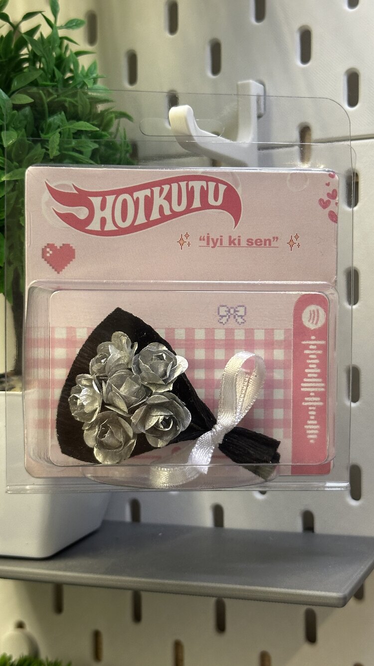 Küçük çiçek buket HotKutu