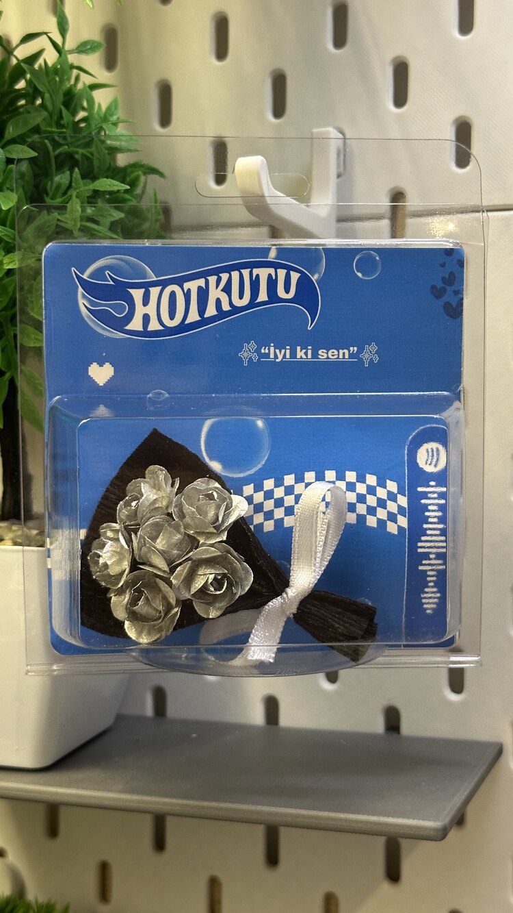  Küçük çiçek buket  HotKutu
