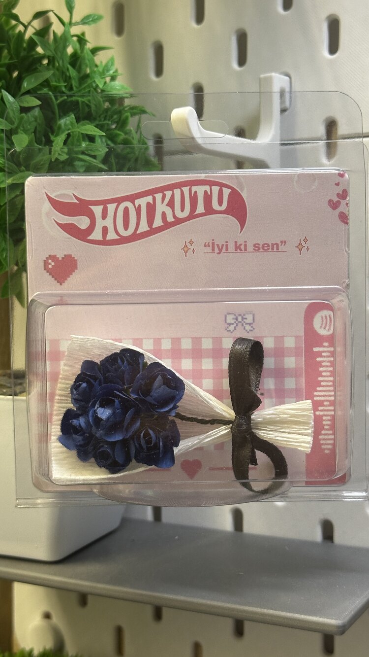 Küçük çiçek buket HotKutu