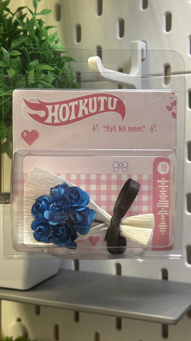 Küçük çiçek buket HotKutu