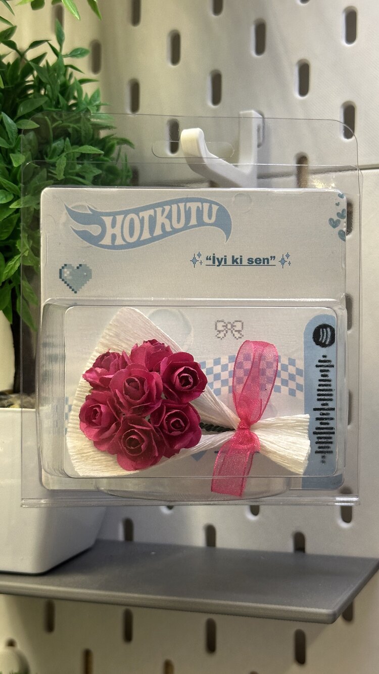 Küçük çiçek buket HotKutu