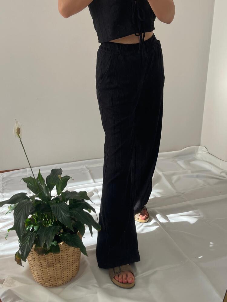 SİYAH İPLİ DETAYLI YELEK PANTOLON TAKIM