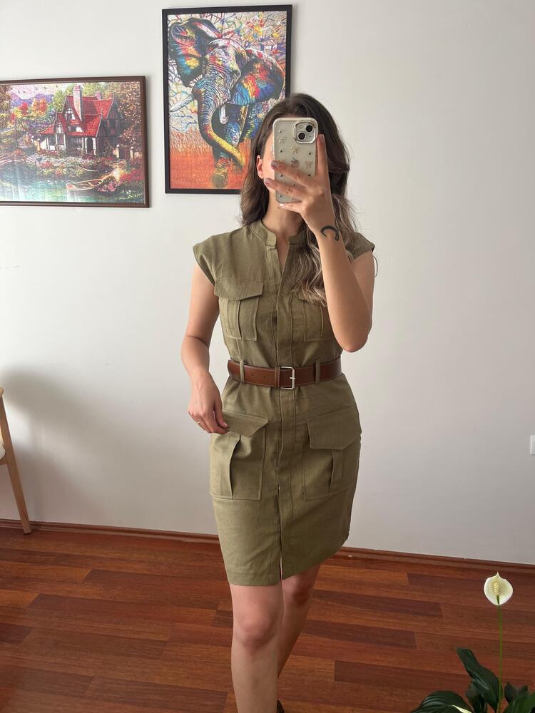 HAKİ, KEMERLİ, DÖRT CEPLİ, KETEN SAFARİ ELBİSE