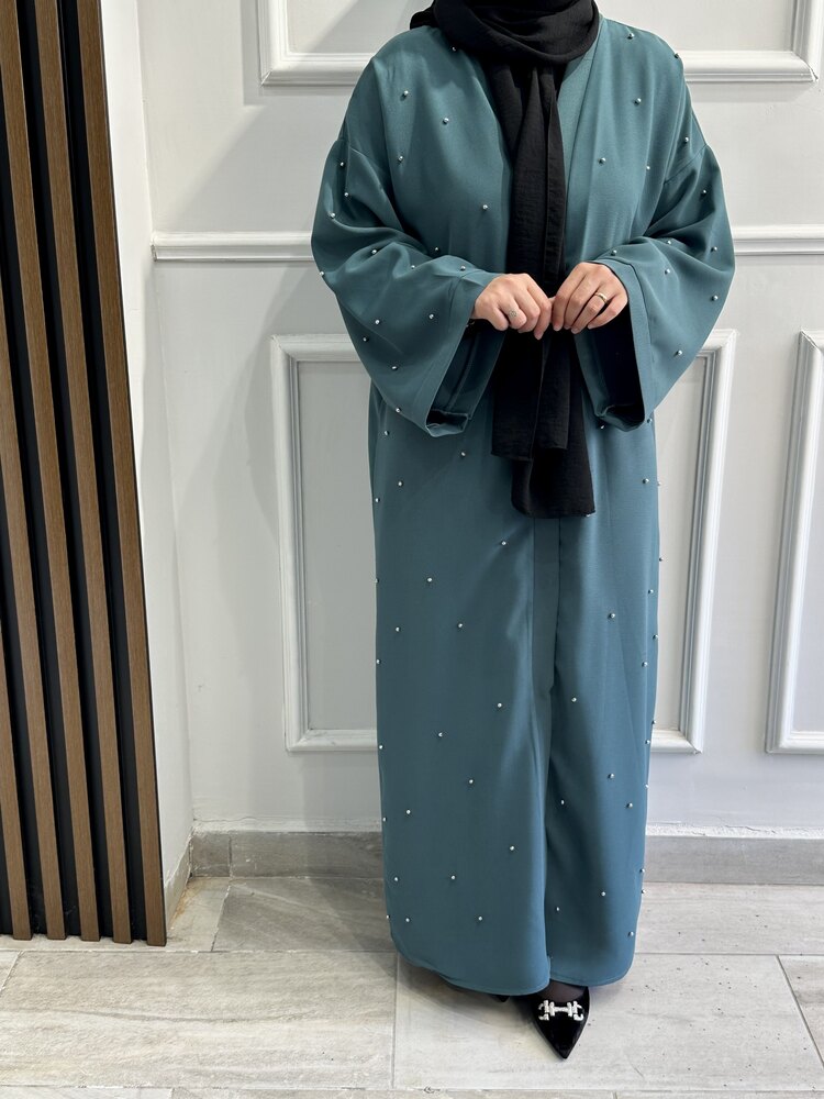 DİLA ZÜMRÜT ABAYA