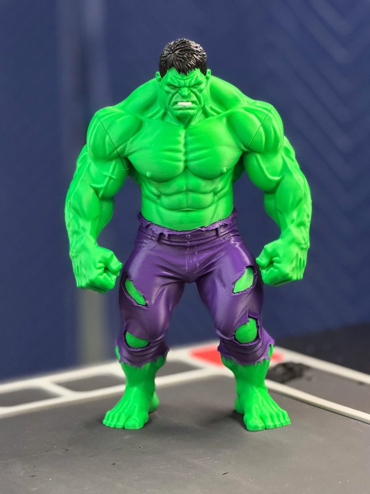 HULK KOLEKSİYON FİGÜRÜ