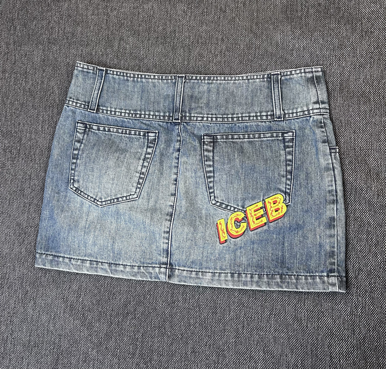 Mini skirt