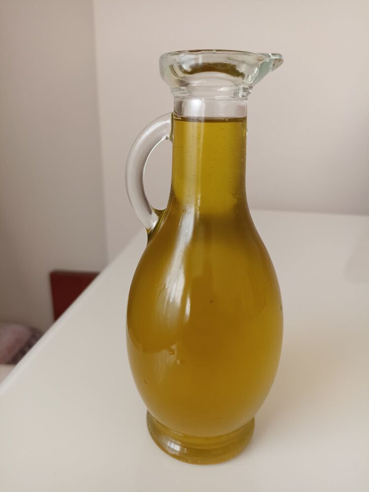 Doğal, Saf Soğuk Sıkım Zeytinyağı