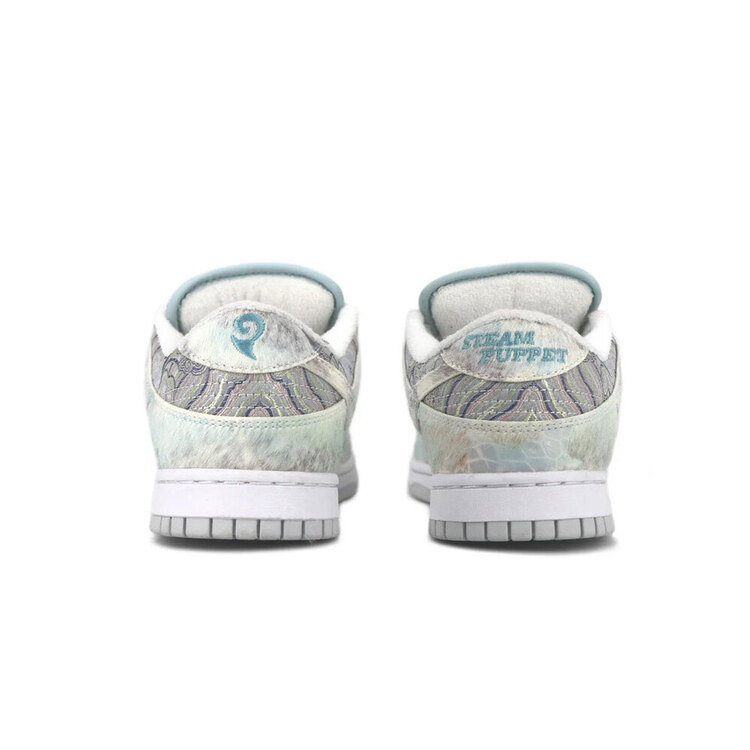 Nike Dunk Low CNY Year Of The Dragon 2024