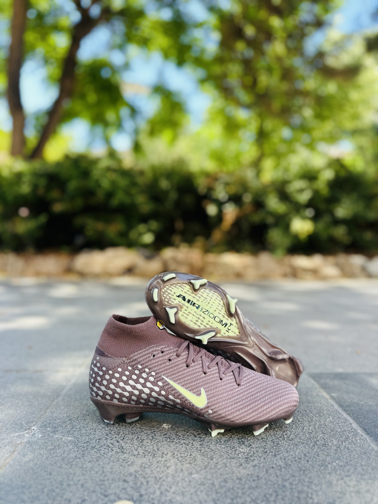 Vapor Air Zoom Mbappe modeli