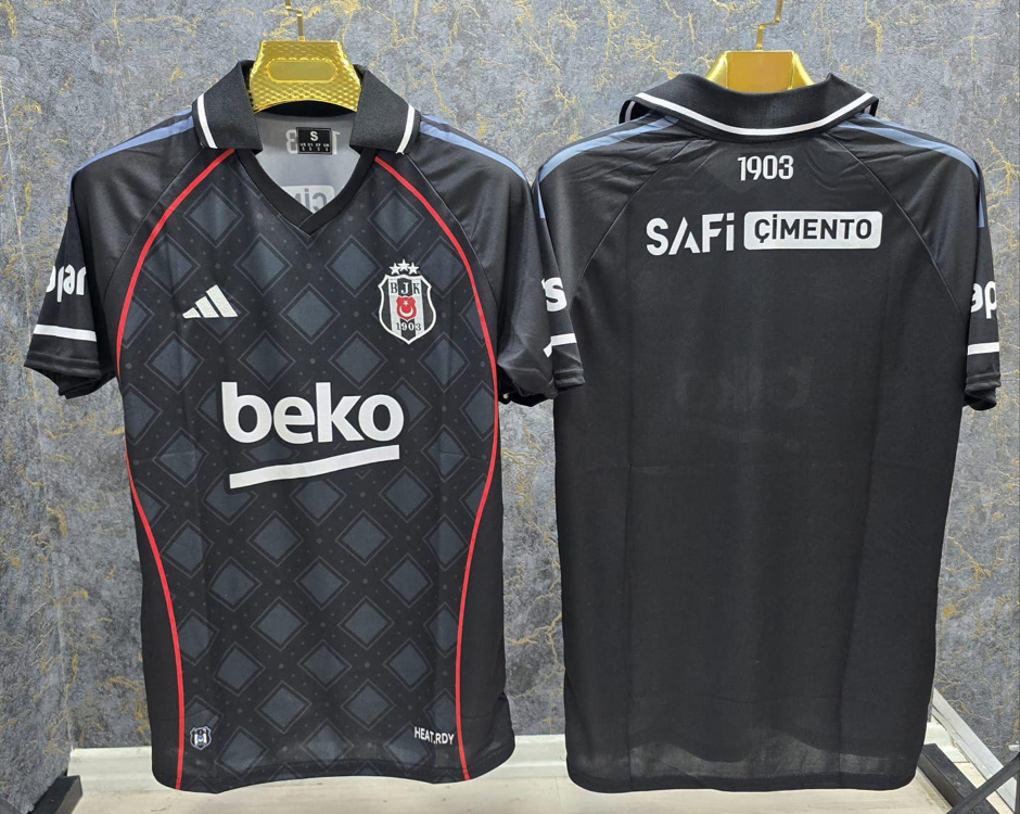 Beşiktaş polo yaka forması