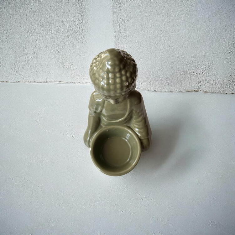 Buddha tekli mumluk