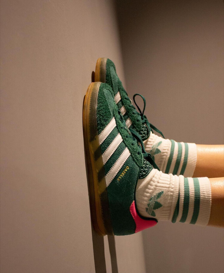 Gazelle Indoor Collegiate Green Pink