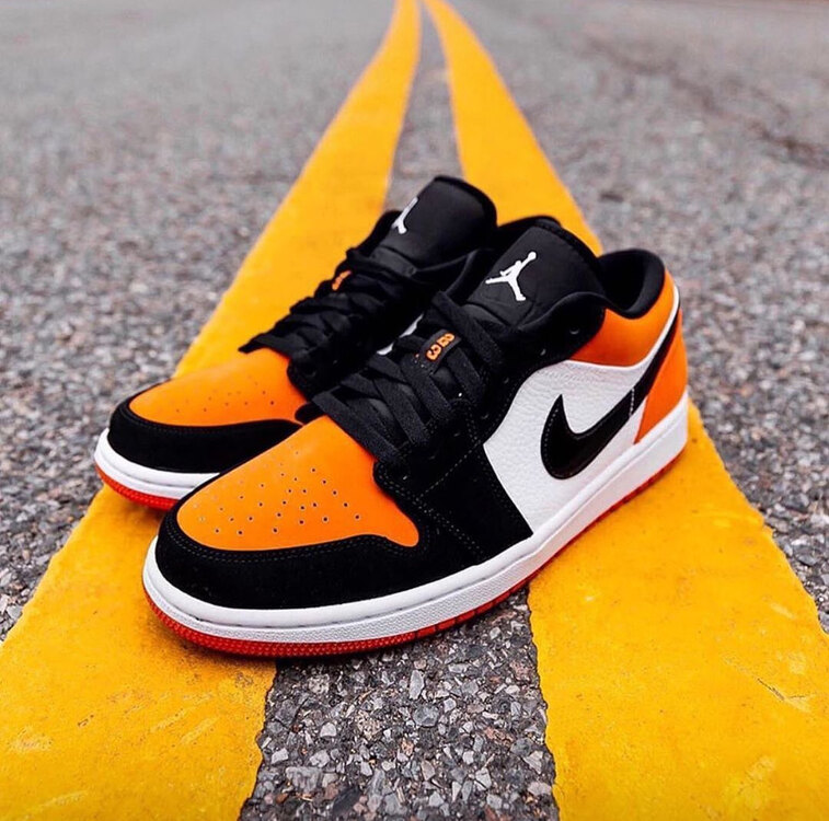 Air Jordan 1 Low Shattered Backboard