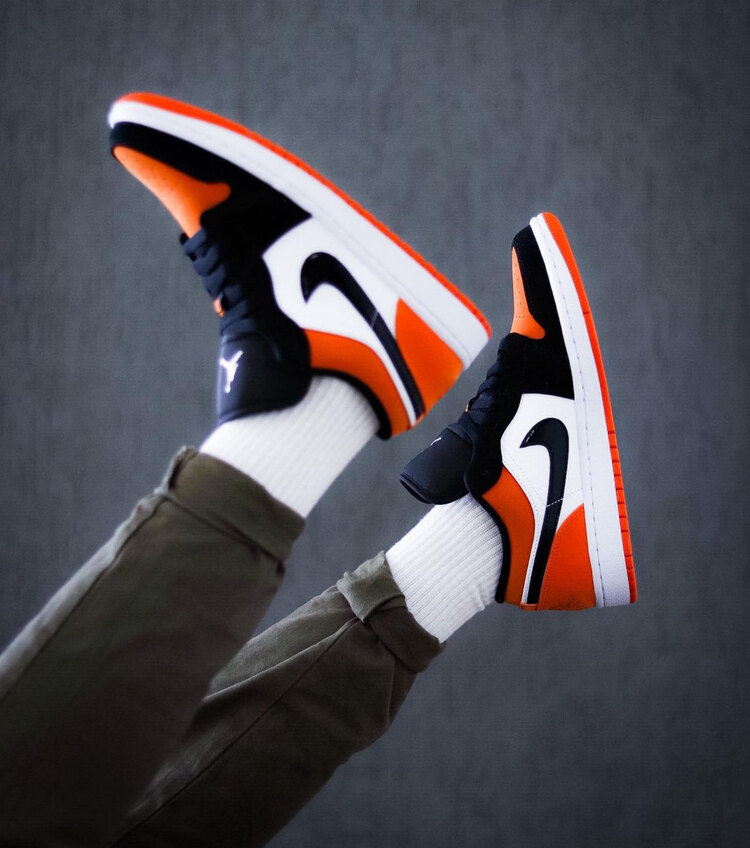 Air Jordan 1 Low Shattered Backboard