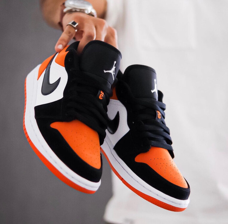 Air Jordan 1 Low Shattered Backboard