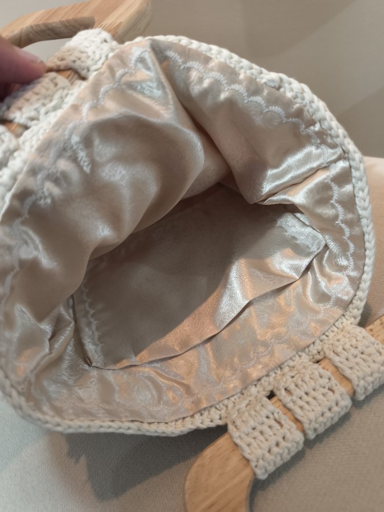 zara model pullu çanta
