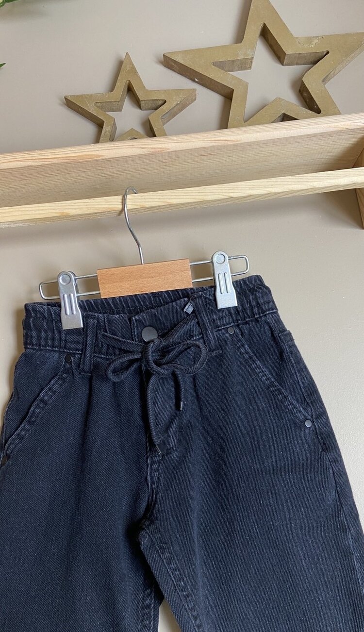 SİYAH KOT PANTOLON