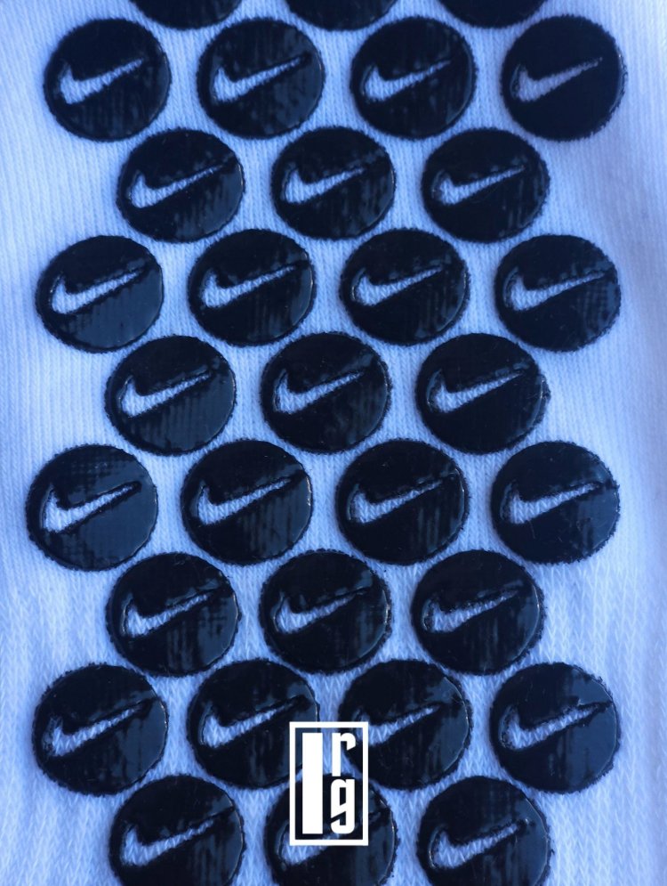 NIKE GRİP ÇORAP