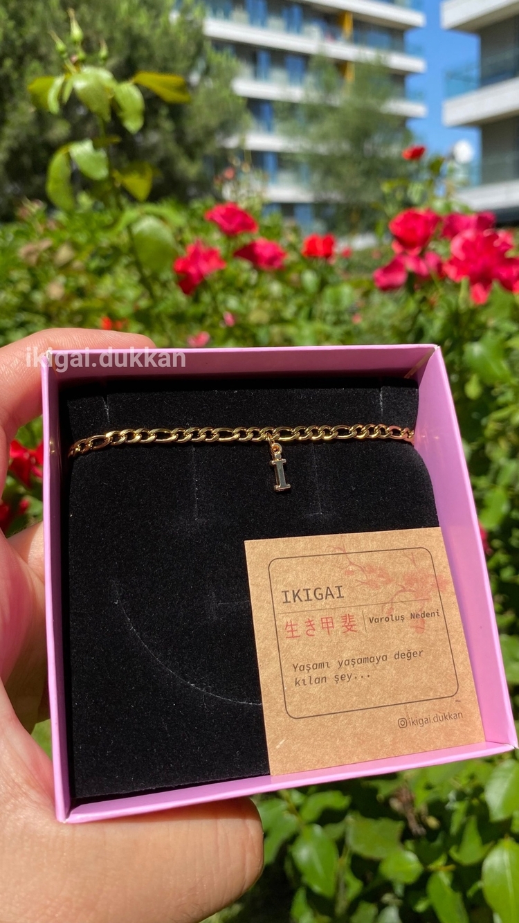 Harfli Çelik İkigai Bilekliği (Gold)