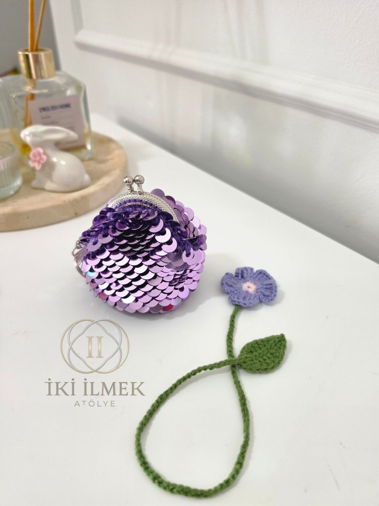 2'li Hediye Seti: Lavanta Mini Lolipop Cüzdan ve Çiçek Kitap Ayracı