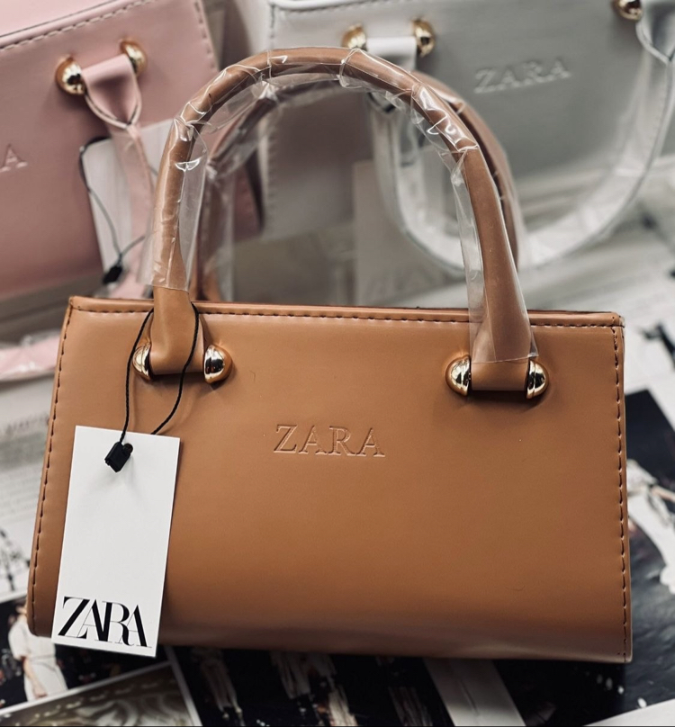 Zara kişiselleştirilebilir çanta 