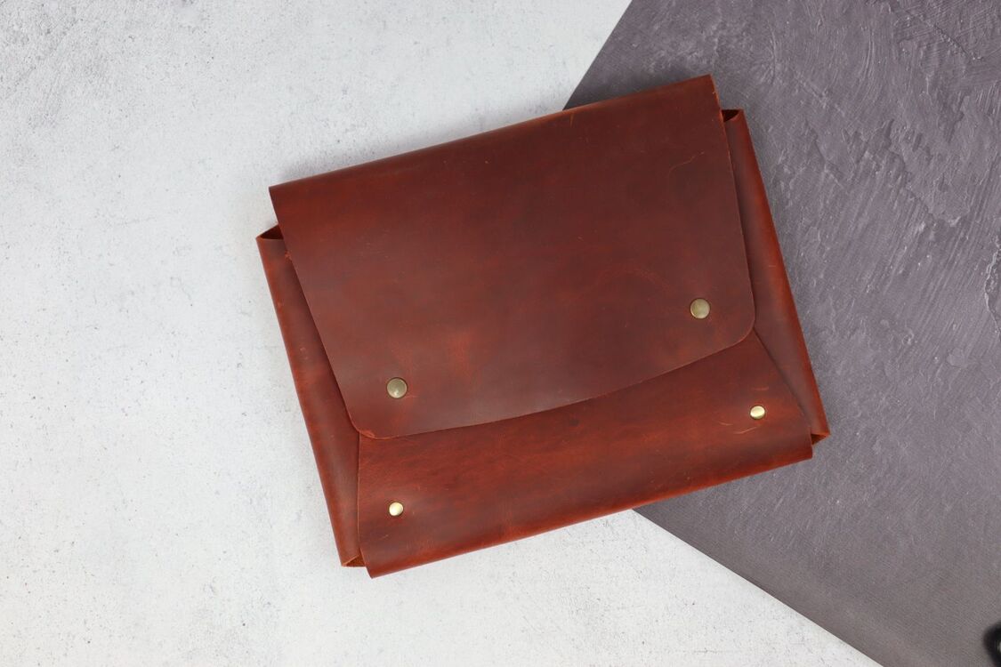 DERİ TABLET ÇANTASI