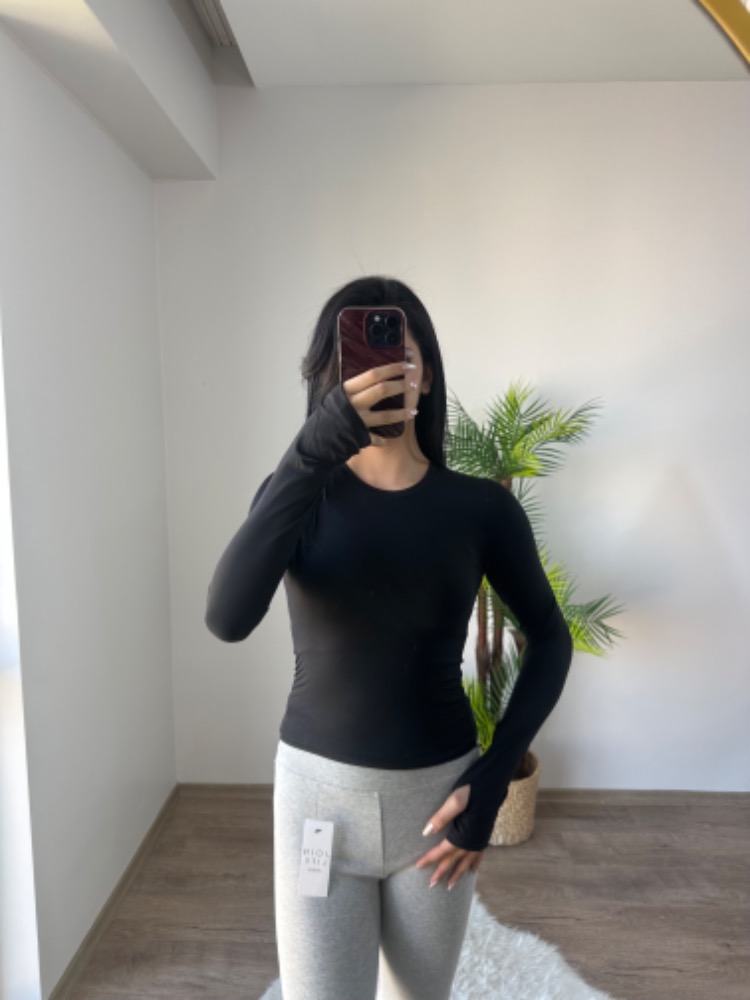 OYS PARMAK GEÇİRMELİ TAM BOY BLUZ