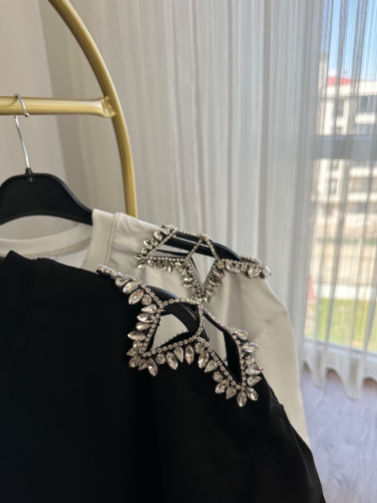 LUX KALİTE TAŞLI TİŞÖRT