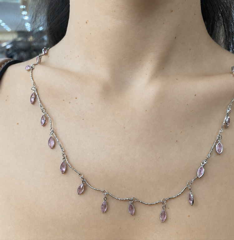 Pembe Zirkon Taşlı Gümüş Renk Kolye