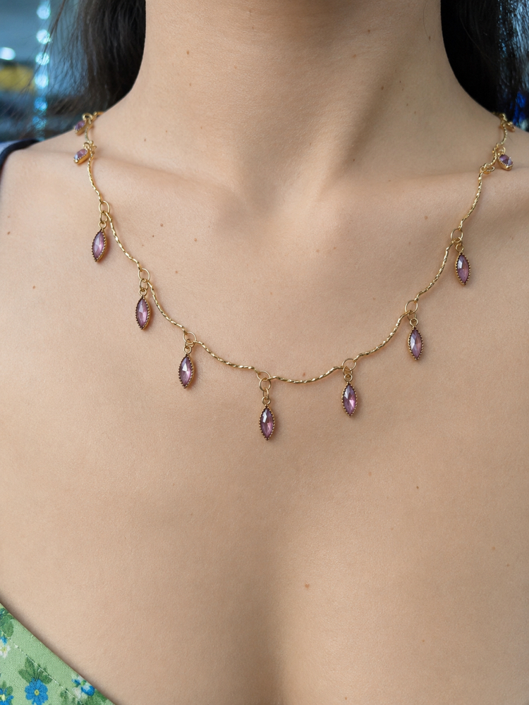 Pembe Zirkon Taşlı Gold Renk Kolye