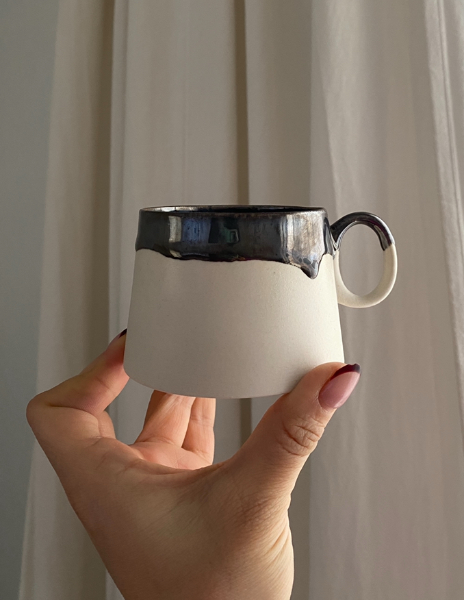 Metallic cup