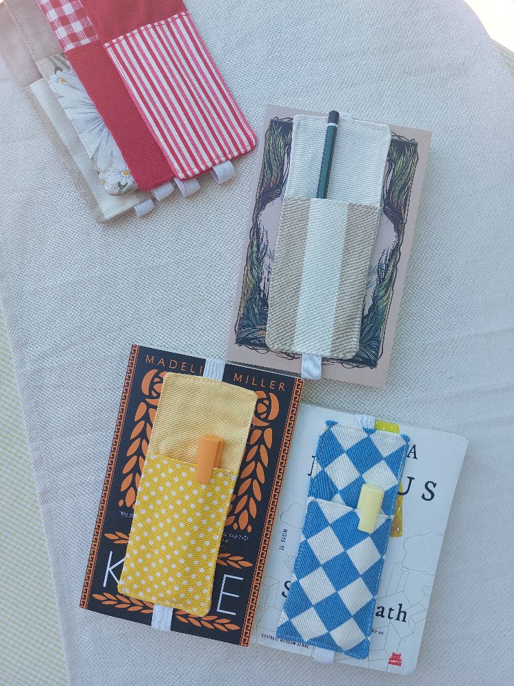 Kitap ayracı/kalemlik