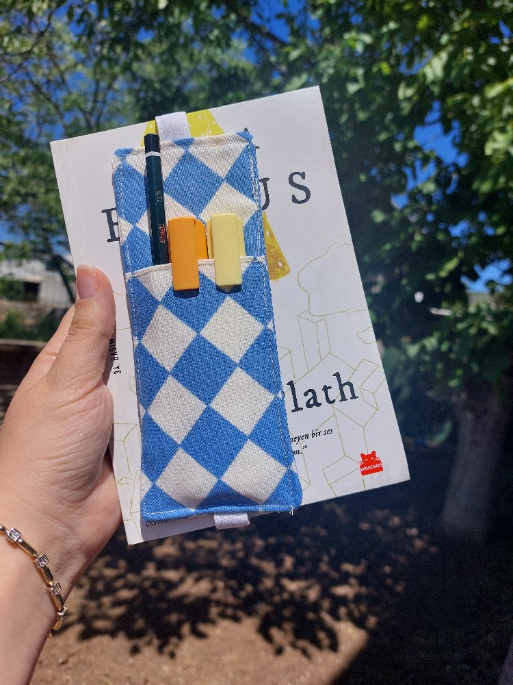 Kitap ayracı/kalemlik