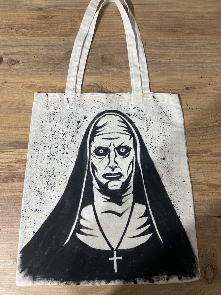 The nun bez çanta