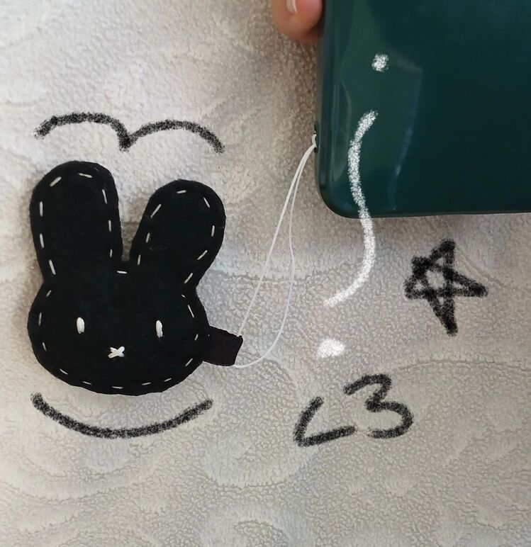 miffy siyah pelus charm